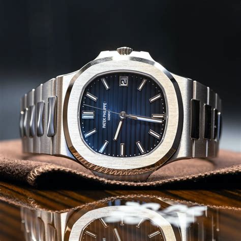 buy patek philippe dubai